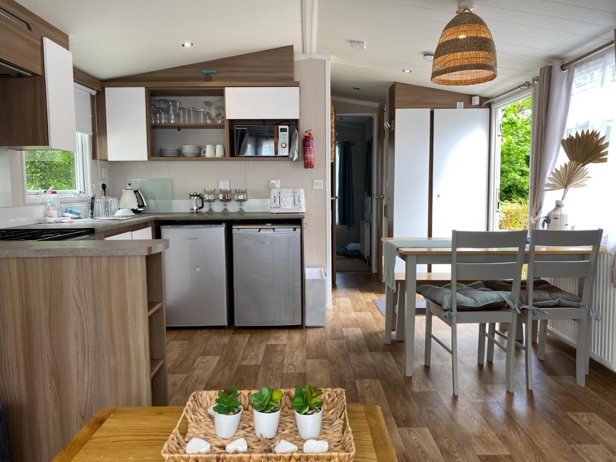 Cosy, Coastal Themed Holiday Home, Rockley Park, Poole, Dorset 외부 사진