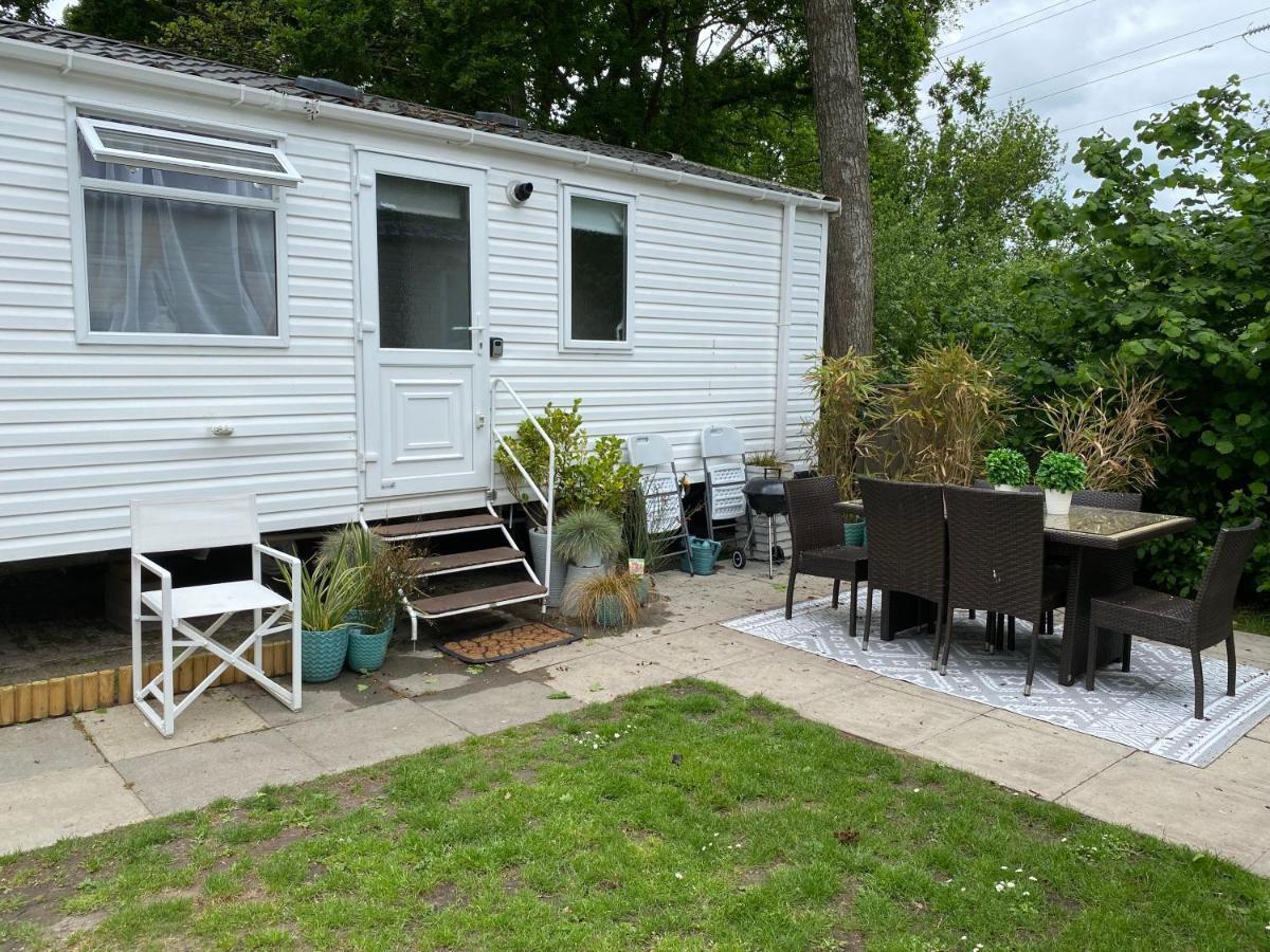Cosy, Coastal Themed Holiday Home, Rockley Park, Poole, Dorset 외부 사진