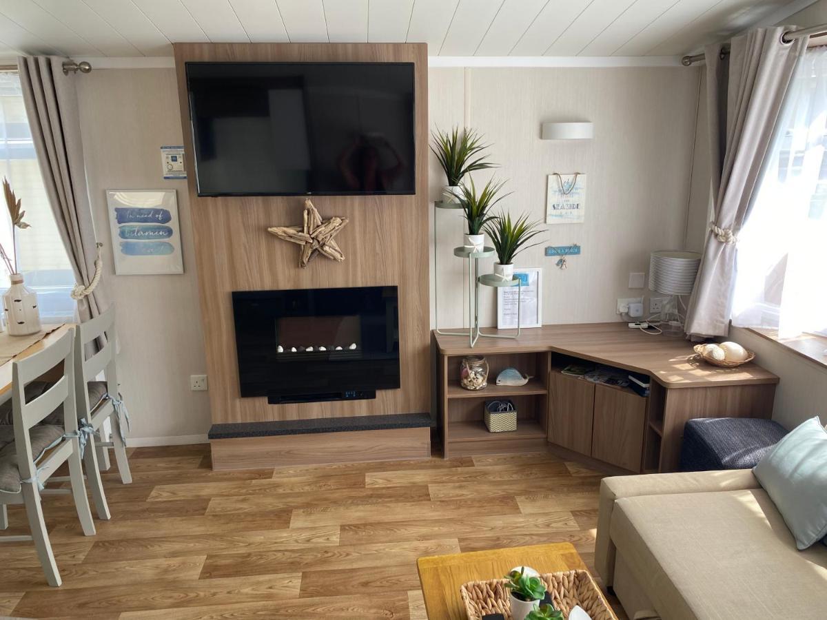 Cosy, Coastal Themed Holiday Home, Rockley Park, Poole, Dorset 외부 사진